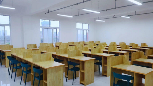 探索便捷AI动漫学能社，开启你的动漫创作传奇(图1)