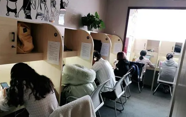 AI动漫学能社：市场变革的引领者，动漫教育的智能革命(图1)