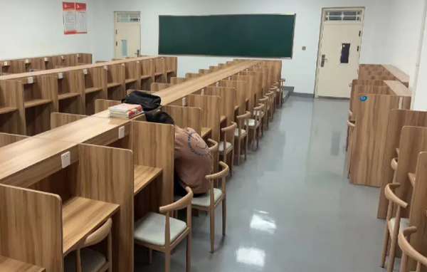 AI动漫学能社：安全教育的智慧之选