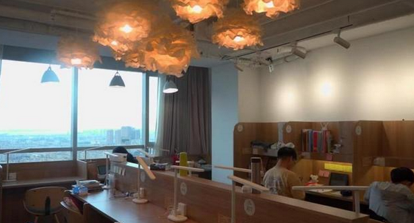 智能动漫教育新时代：个性化AI学能社，让学习更高效